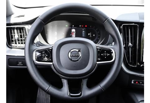 Volvo XC60 #6