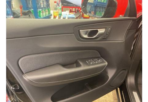 Volvo XC60 #13