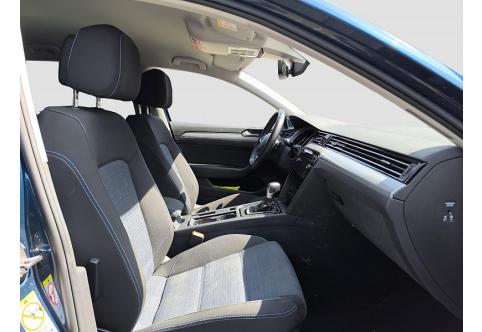 VW Passat #12