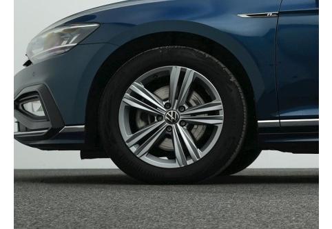 VW Passat #21