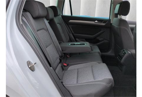 VW Passat #8