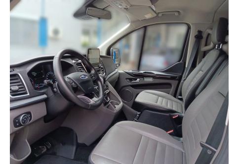 Ford Tourneo Custom #9