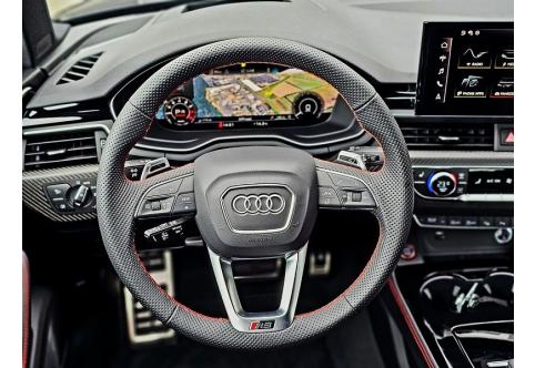 Audi RS4 #15