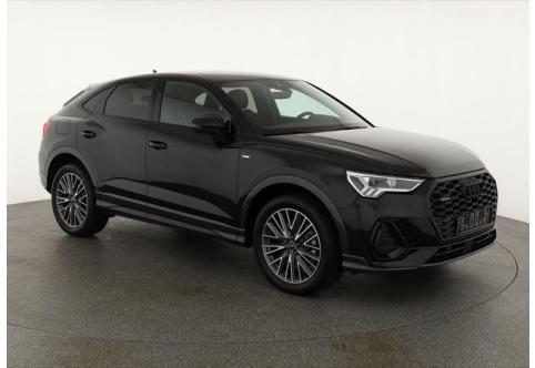 Audi Q3 #1