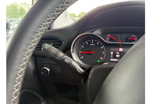 Opel Crossland X #24