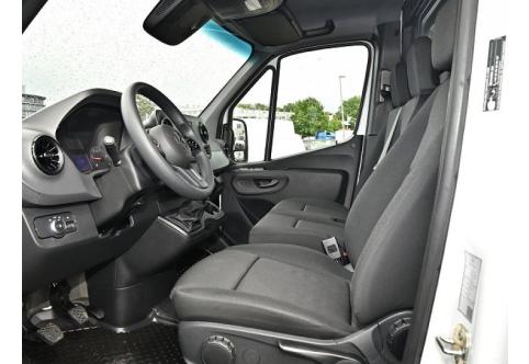 Mercedes-Benz Sprinter #7