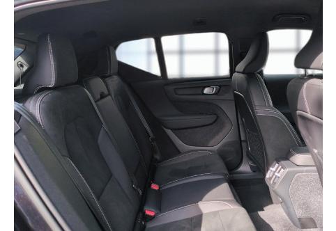 Volvo XC40 #13