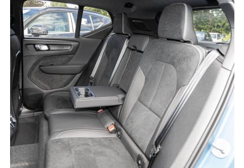Volvo XC40 #17