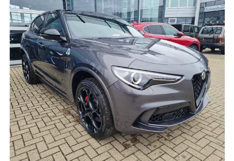 Alfa Romeo Stelvio #4