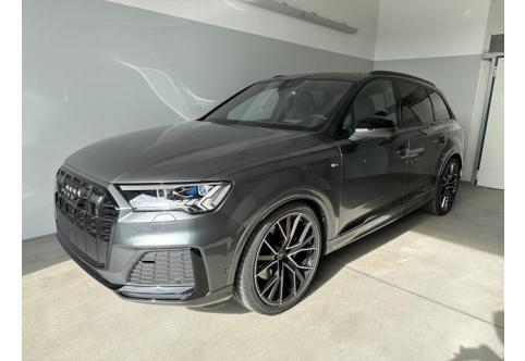 Audi Q7 #1