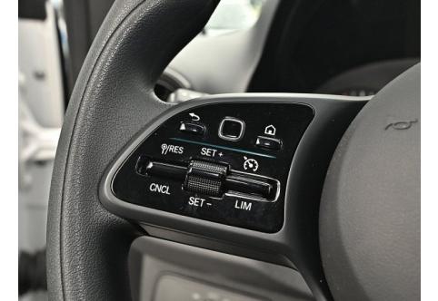 Mercedes-Benz Sprinter #13