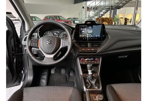 Suzuki S-Cross #11