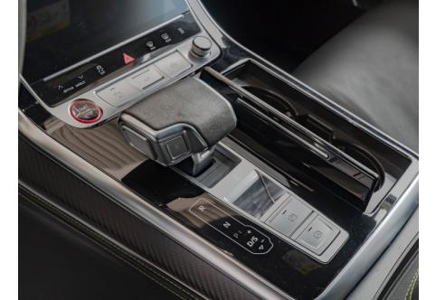 Audi RSQ8 #14
