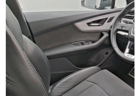 Audi Q7 #11