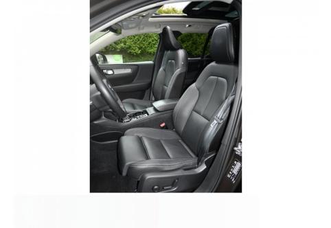 Volvo XC40 #10