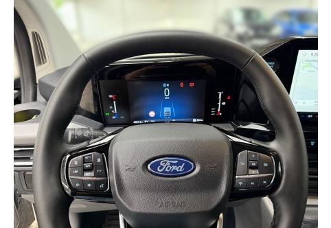 Ford Tourneo Custom #12