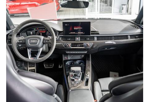 Audi RS4 #6