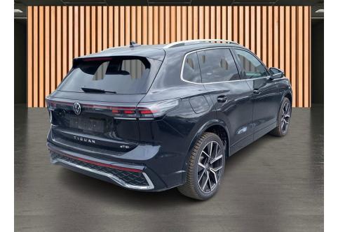 VW Tiguan #4