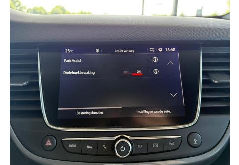 Opel Crossland X #18