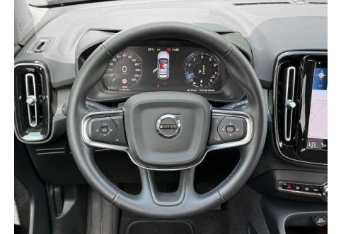 Volvo XC40 #11