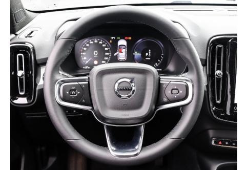Volvo XC40 #6