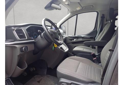Ford Tourneo Custom #10