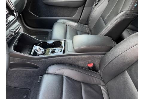 Volvo XC40 #13