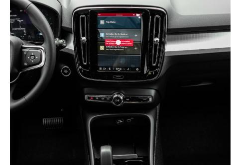Volvo XC40 #8