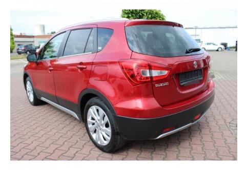 Suzuki S-Cross #6