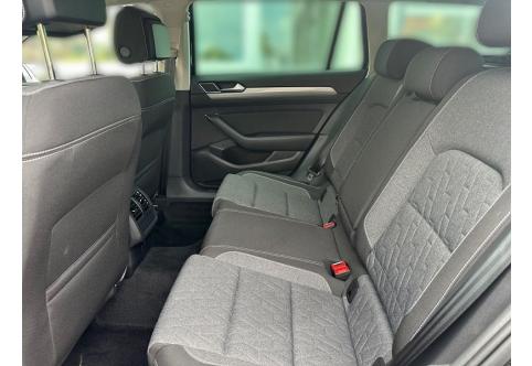 VW Passat #16