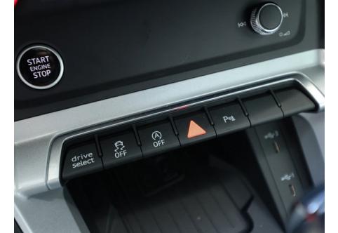 Audi Q3 #15