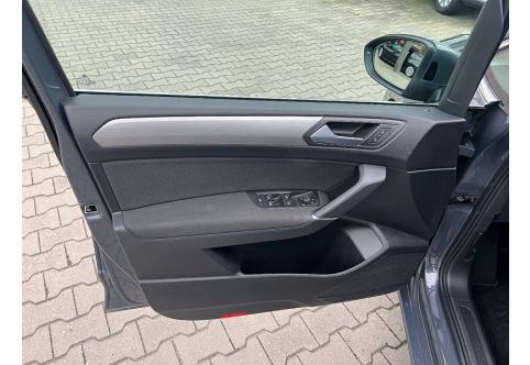 VW Touran #12
