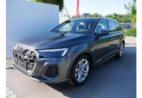 Audi Q7 #1