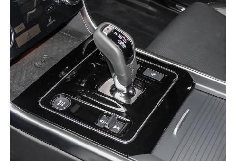 Jaguar XE #13
