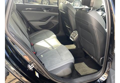 VW Passat #12