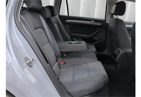 VW Passat #8