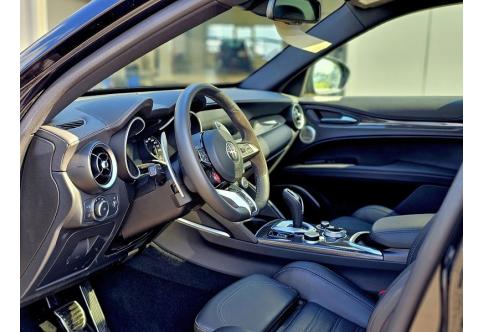 Alfa Romeo Stelvio #5