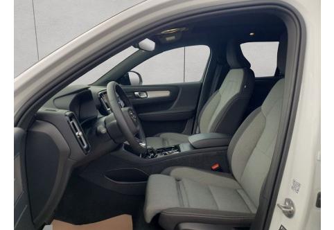 Volvo XC40 #10