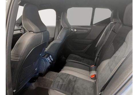 Volvo XC40 #8