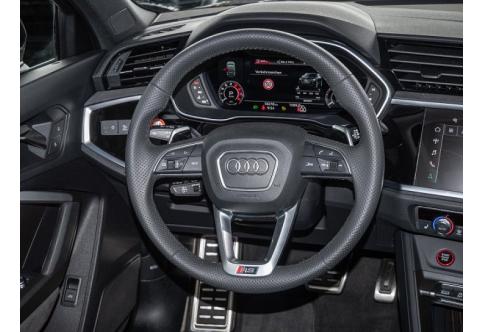 Audi RSQ3 #7