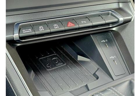 Audi Q3 #12