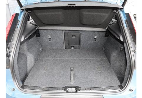 Volvo XC40 #16