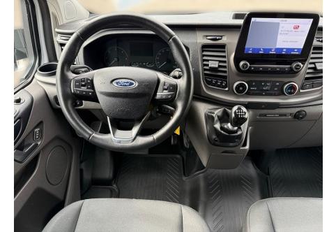 Ford Tourneo Custom #10