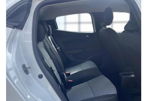 Renault Clio #9