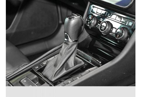 Skoda Superb #9