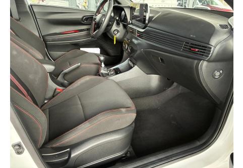 Hyundai i20 #8